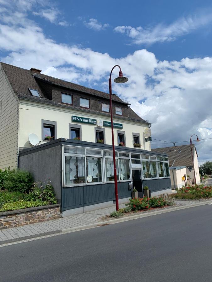 마네바흐 Vina Am Ring B&B 외부 사진