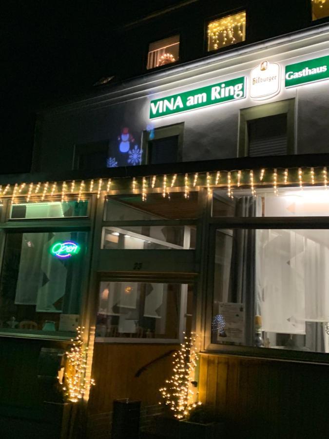 마네바흐 Vina Am Ring B&B 외부 사진
