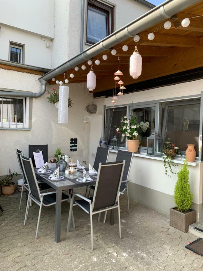 마네바흐 Vina Am Ring B&B 외부 사진