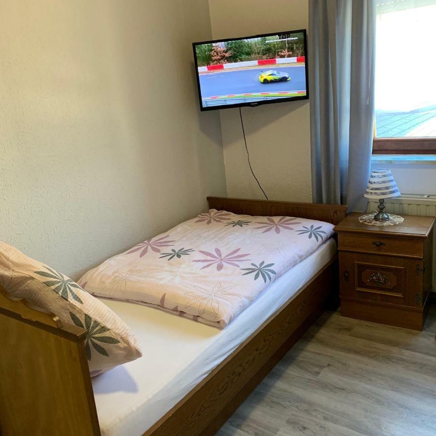 마네바흐 Vina Am Ring B&B 외부 사진