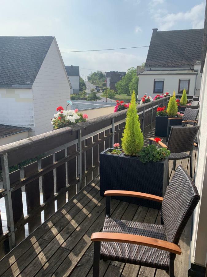 마네바흐 Vina Am Ring B&B 외부 사진