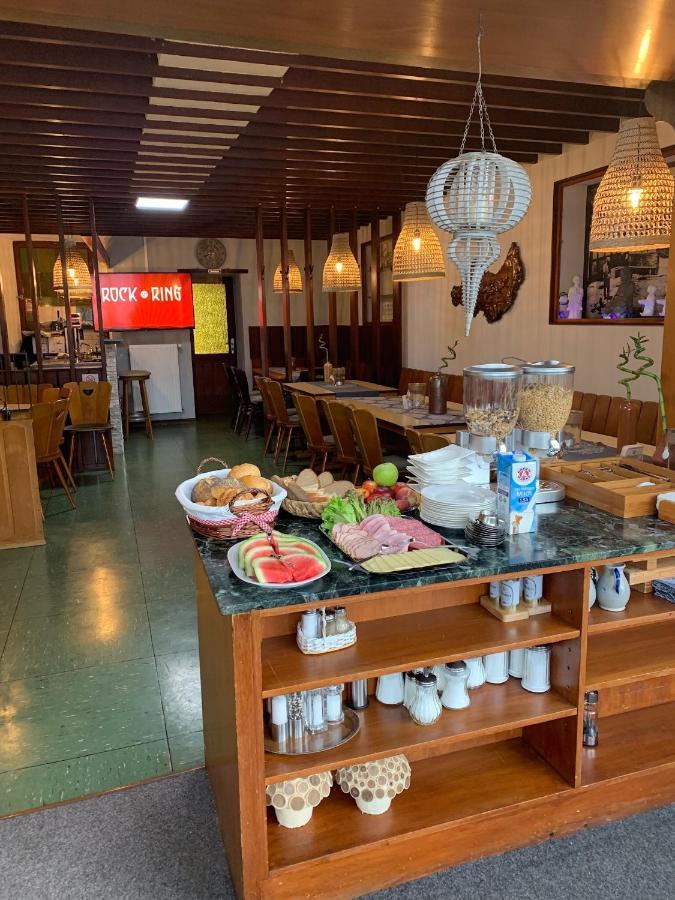 마네바흐 Vina Am Ring B&B 외부 사진